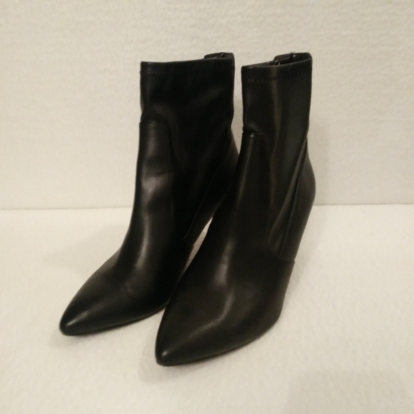 Boots - Picture 1 of 6